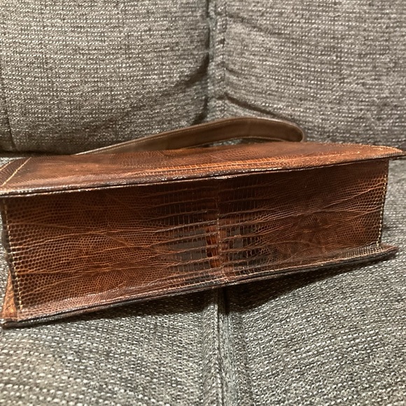 Vintage 1950’s Escort lizard skin purse. Brown with gold clasp. Rare! - Picture 6 of 7